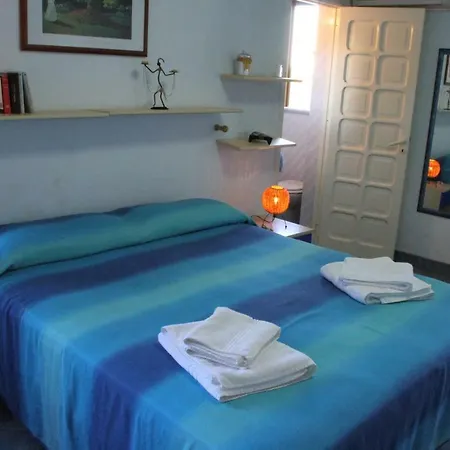 Typical Sicilian One Bedroom In The Heart Of The Historic Center Apartment *